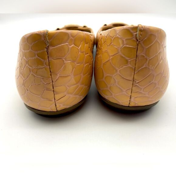 Jorge Bischoff Patent Leather Beige Flats Size 7 - Picture 5 of 12